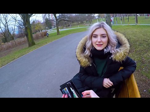 ❤️ Shlogtar cum te strainséir ar airgead - blowjob sa pháirc le Eva Elfie ☑  Porn álainn  linn ❌️❤